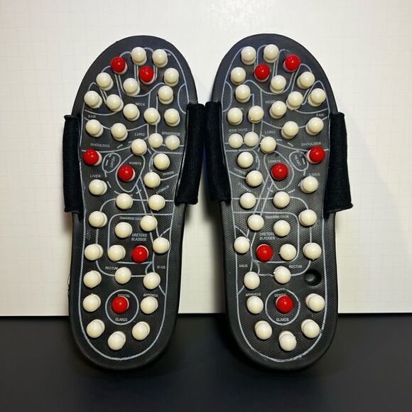 Unisex ACUPRESSURE Plastic Foot Massager Slide Sandals / Size 42/43 - Picture 7 of 10